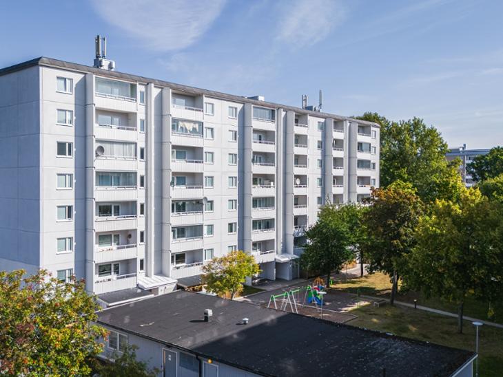 Bostad Iduns väg 11 Botkyrka