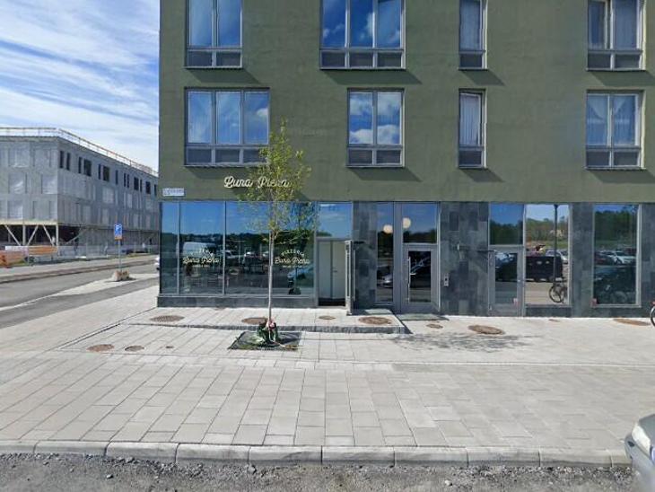 Flygfältsvägen - Barkarby, Järfälla