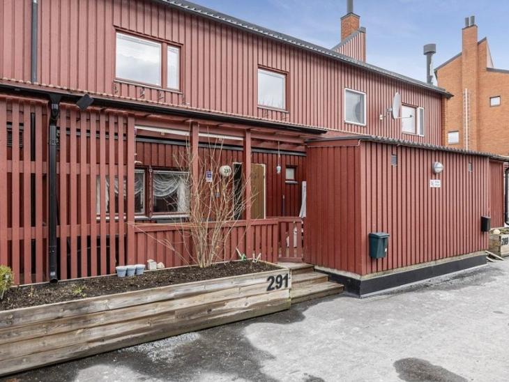 Bostad Myrstuguvägen Huddinge